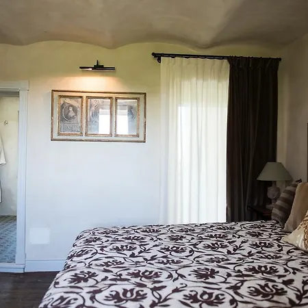 Exclusive Escape In Langhe Althea Bossolasco